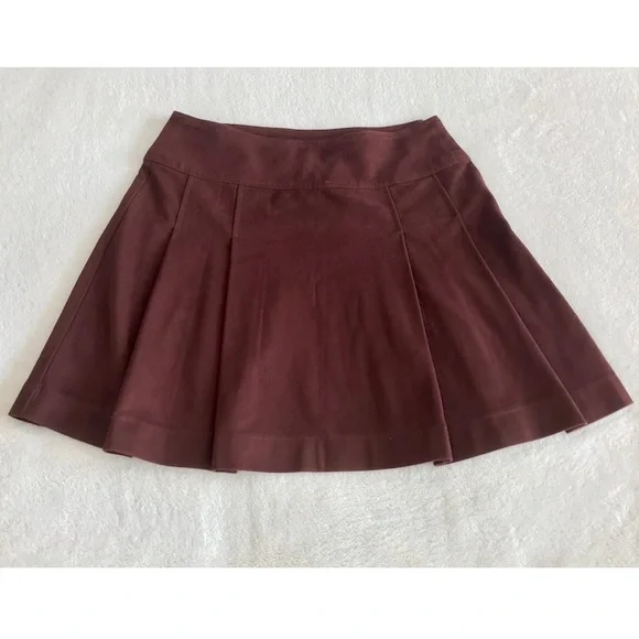 Abercrombie | Suede Box Pleat Skirt - Picture 2 of 3